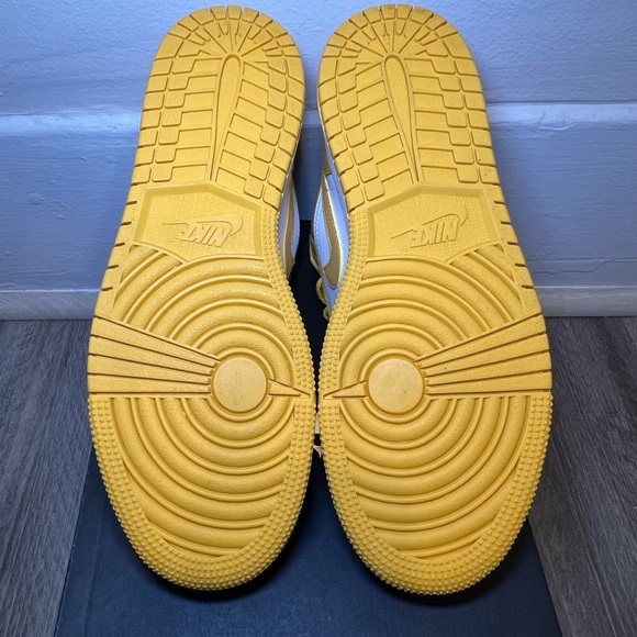 Air Jordan Low “Pollen” GS - Picture 7 of 8